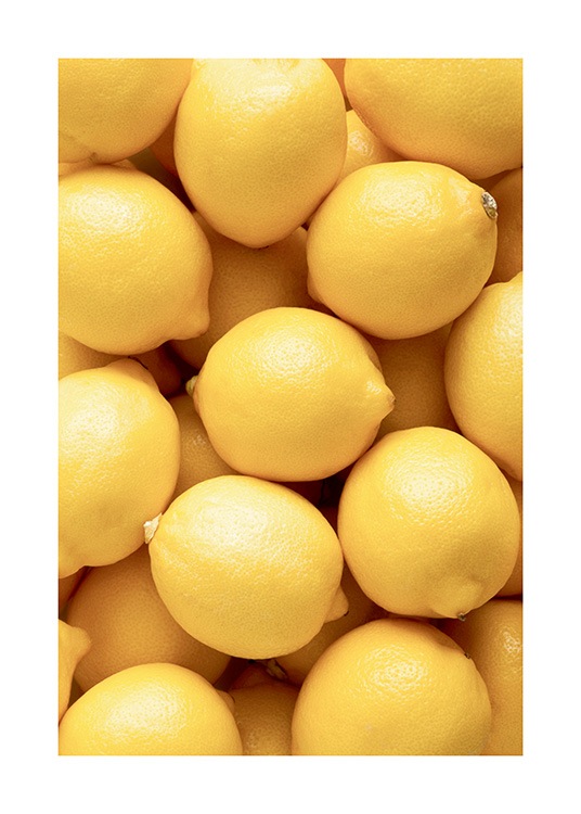 Close-up photo of numerous yellow lemons