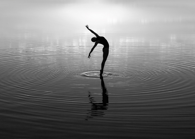Dancing on the Lake Poster / Black & white photography at Desenio AB (13700)