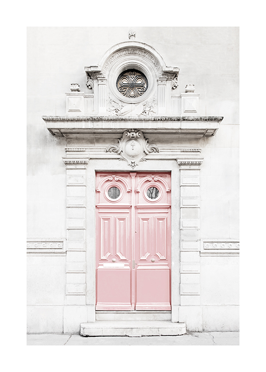  – Photograph of a light grey building with a pink door, surrounded by baroque details