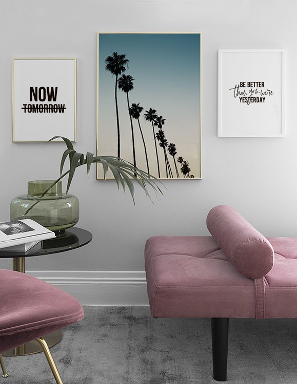 Living room posters with palms and motivational quotes