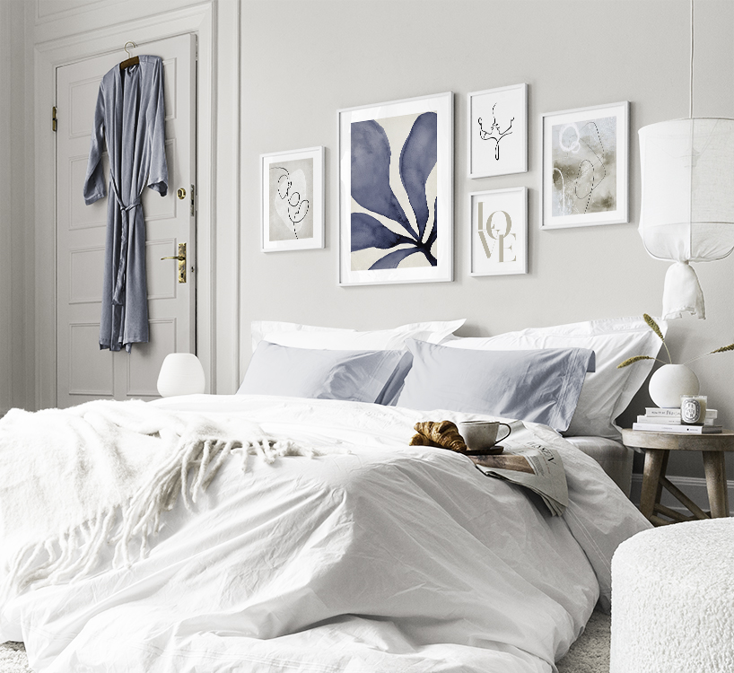 Serene colour mix in beige and blue for bedroom
