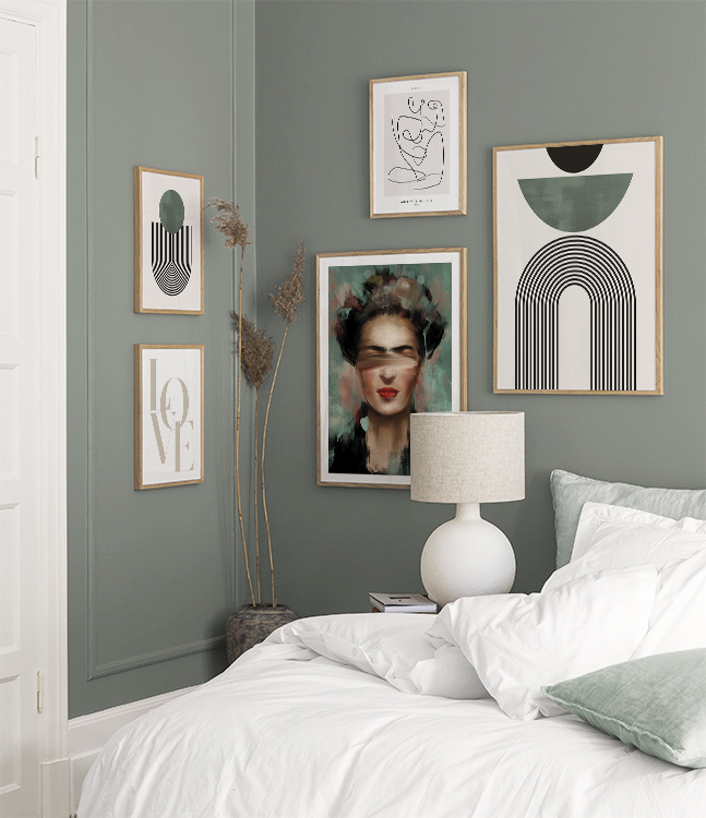 Graphical art in green for bedroom
